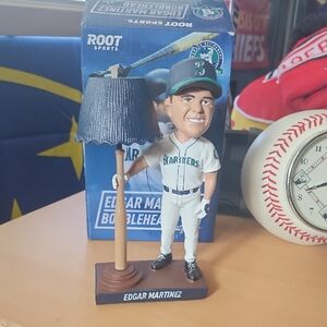 Seattle Mariners - Edgar Martinez Bobblehead Lamp with Black Shade